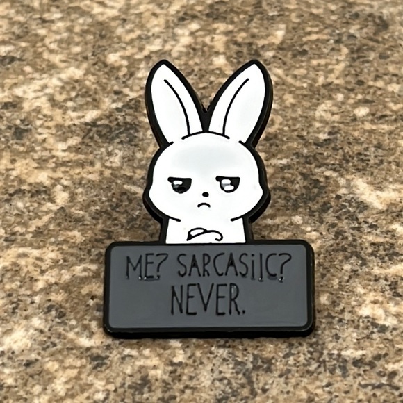 Rabbit funny Brooch lapel pin backpack‎ pin - Picture 1 of 3